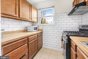 3823 Hamilton St, Hyattsville, MD 20781 - Photo 6