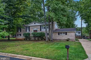 702 Gleneagles Dr, Fort Washington, MD 20744 - Photo 1
