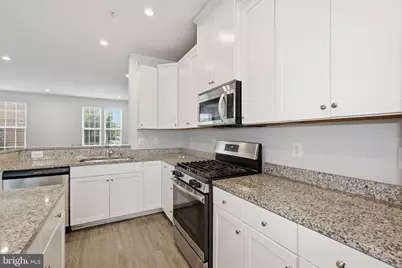 8206 Greenbelt Station Parkway, Greenbelt, MD 20770 - Photo 14