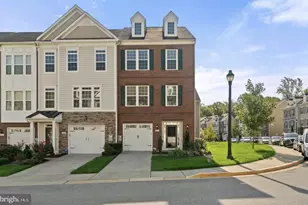 4822 Forest Pines Dr, Upper Marlboro, MD 20772 - Photo 2