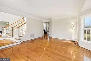7804 Killbarron Dr, Laurel, MD 20707 - Photo 4