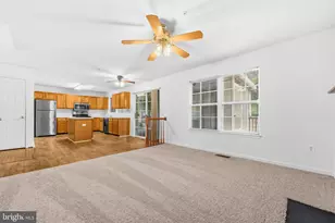 2004 Chita Ct, Temple Hills, MD 20748 - Photo 8