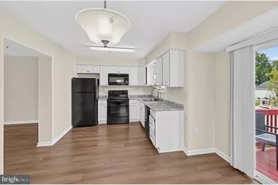 5520 Frazier Terrace, Temple Hills, MD 20748 - Photo 10