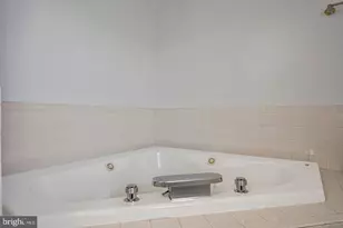 1617 Shady Glen Dr, District Heights, MD 20747 - Photo 26