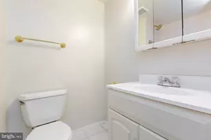 9808 47th Pl, College Park, MD 20740 - Photo 12