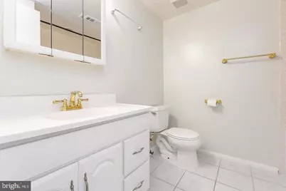 9808 47th Place #202, College Park, MD 20740 - Photo 8