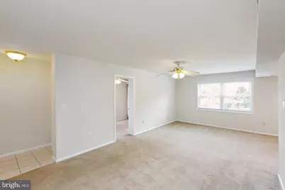 9808 47th Place #202, College Park, MD 20740 - Photo 2
