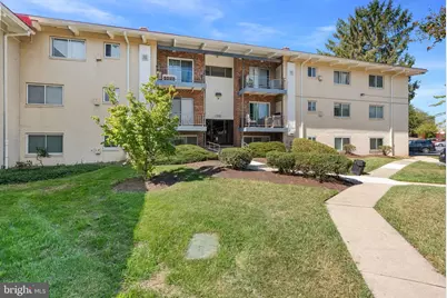 11382 Cherry Hill Road #1J304, Beltsville, MD 20705 - Photo 2