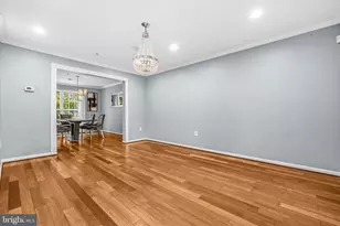 10105 Summershade Ln, Springdale, MD 20774 - Photo 2