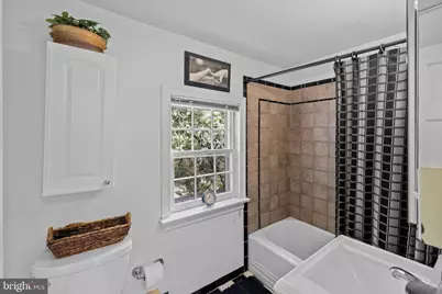 6715 Queens Chapel Road, University Park, MD 20782 - Photo 32