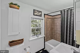 6715 Queens Chapel Rd, University Park, MD 20782 - Photo 32