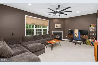 13912 Chadsworth Terrace, Laurel, MD 20707 - Photo 10