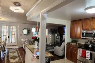 12024 Augusta Dr, Glenn Dale, MD 20769 - Photo 2