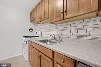 7611 Fontainebleau Drive #2223, Hyattsville, MD 20784 - Photo 4