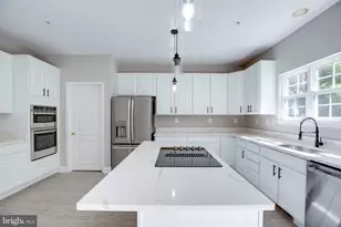 404 S Parrot Dr, Fort Washington, MD 20744 - Photo 14