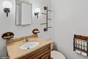 4806 Garrett Ave, Beltsville, MD 20705 - Photo 28