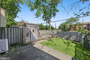 8212 Canning Terrace, Greenbelt, MD 20770 - Photo 6