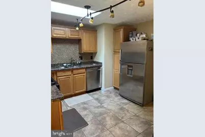 5951 Surrey Service Drive, District Heights, MD 20747 - Photo 8