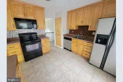8903 Blackbriar Court, Fort Washington, MD 20744 - Photo 6