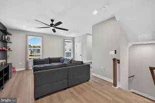 16108 Meadow Glenn Dr, Bowie, MD 20716 - Photo 14