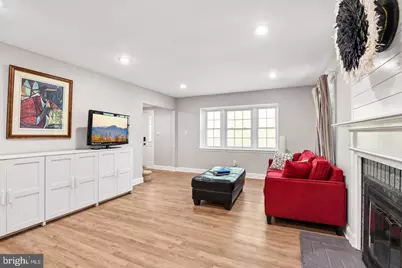 8715 Crestmont Lane, Laurel, MD 20708 - Photo 12