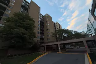 9200 Edwards Way, Hyattsville, MD 20783 - Photo 2
