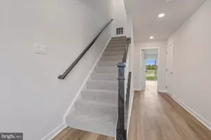 7518 Daybreak Dr, Brandywine, MD 20613 - Photo 2