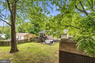 12405 Kayak Dr, Upper Marlboro, MD 20772 - Photo 38
