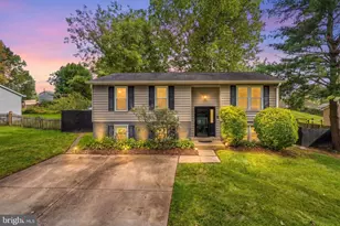 12405 Kayak Dr, Upper Marlboro, MD 20772 - Photo 2