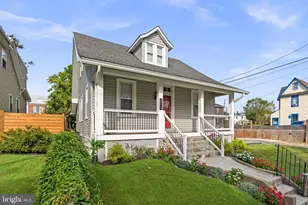 3724 35th St, Mount Rainier, MD 20712 - Photo 2