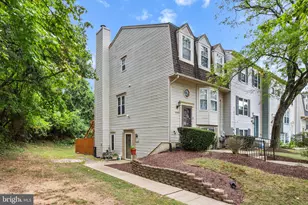 7129 Cipriano Springs Dr, Lanham, MD 20706 - Photo 2