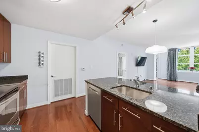157 Fleet Street #304, Oxon Hill, MD 20745 - Photo 6