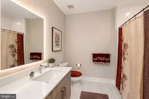 145 Riverhaven Dr, Oxon Hill, MD 20745 - Photo 24