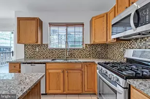812 Vauxhall Rd, Landover, MD 20785 - Photo 8