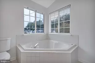 812 Vauxhall Rd, Landover, MD 20785 - Photo 20