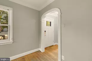 4323 Woodberry St, University Park, MD 20782 - Photo 14