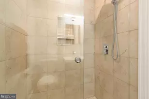 4323 Woodberry St, University Park, MD 20782 - Photo 34