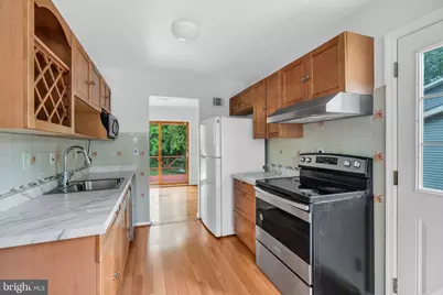 227 Lastner Lane, Greenbelt, MD 20770 - Photo 10
