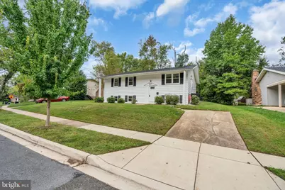 227 Lastner Lane, Greenbelt, MD 20770 - Photo 2