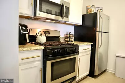 6610 Lake Park Drive #205, Greenbelt, MD 20770 - Photo 4