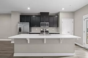 6100 Northwest Dr, Hyattsville, MD 20782 - Photo 6