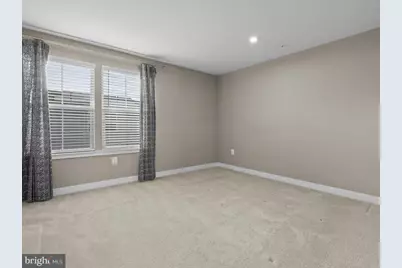 6100 Northwest Drive, Hyattsville, MD 20782 - Photo 24
