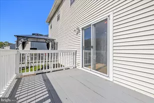816 Central Hills Ln, Landover, MD 20785 - Photo 22