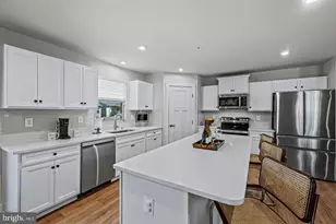8406 Meadow Rock Ct, Brandywine, MD 20613 - Photo 6