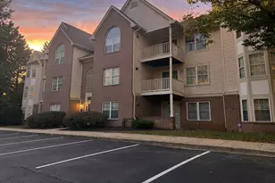 9811 Lake Pointe Ct, Upper Marlboro, MD 20774 - Photo 2