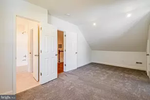 204 N Huron Dr, Oxon Hill, MD 20745 - Photo 14
