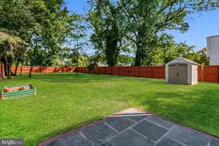 204 N Huron Dr, Oxon Hill, MD 20745 - Photo 20