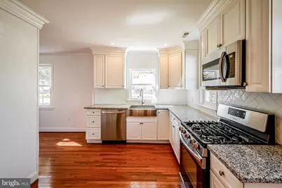 204 N Huron Drive, Oxon Hill, MD 20745 - Photo 2