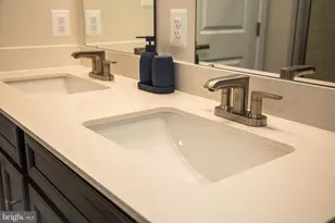 16115 Hyde Pk Pl, Bowie, MD 20716 - Photo 10