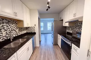 706 Kaplan Ct, Hyattsville, MD 20785 - Photo 2